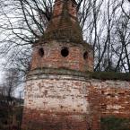 Башня стены Кантемировского парка